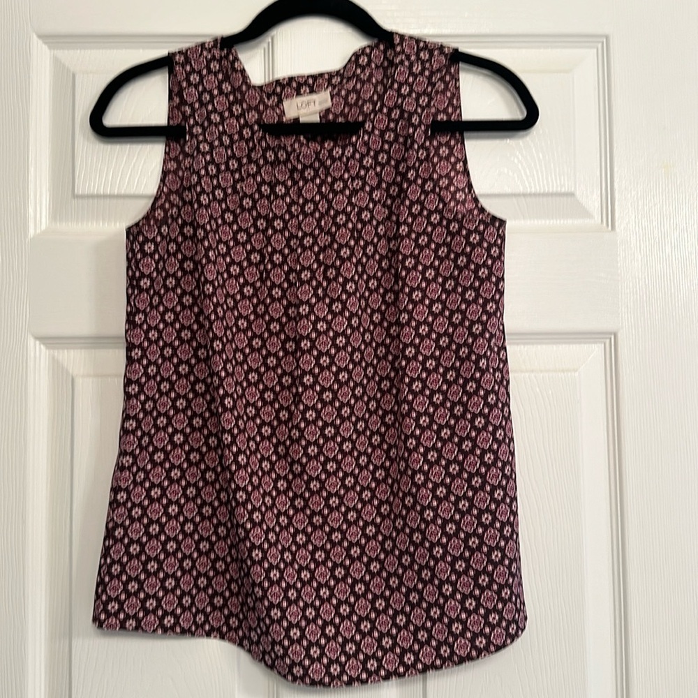 Womens loft dressy tank burgundy